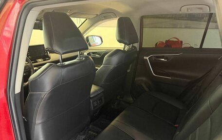Toyota RAV4, 2021 год, 3 610 500 рублей, 9 фотография