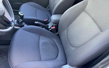 Hyundai Solaris II рестайлинг, 2015 год, 1 075 000 рублей, 16 фотография