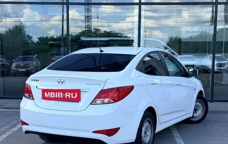 Hyundai Solaris II рестайлинг, 2015 год, 1 075 000 рублей, 5 фотография