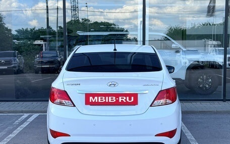 Hyundai Solaris II рестайлинг, 2015 год, 1 075 000 рублей, 6 фотография
