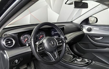 Mercedes-Benz E-Класс, 2020 год, 2 231 000 рублей, 17 фотография