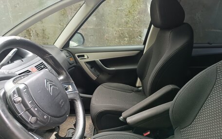 Citroen C4 Picasso II рестайлинг, 2012 год, 185 000 рублей, 7 фотография