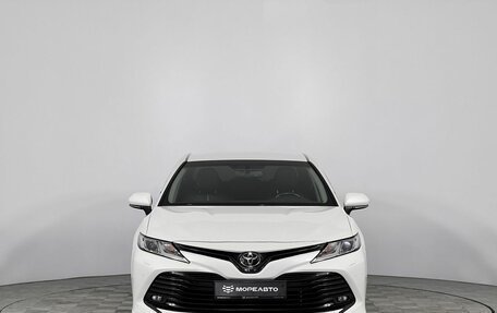 Toyota Camry, 2018 год, 2 490 000 рублей, 2 фотография