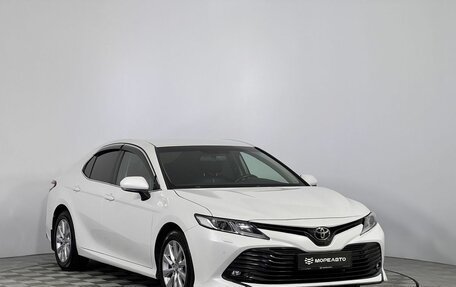Toyota Camry, 2018 год, 2 490 000 рублей, 3 фотография