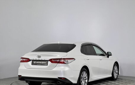 Toyota Camry, 2018 год, 2 490 000 рублей, 5 фотография