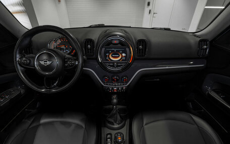 MINI Countryman II (F60), 2017 год, 1 900 000 рублей, 8 фотография