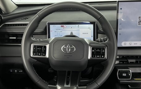 Toyota RAV4, 2026 год, 4 899 000 рублей, 16 фотография