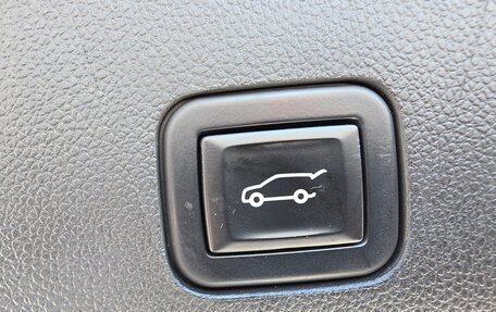 Chevrolet Tahoe IV, 2022 год, 10 500 000 рублей, 26 фотография