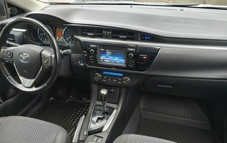 Toyota Corolla, 2013 год, 1 630 000 рублей, 15 фотография