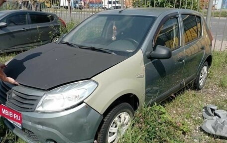 Renault Sandero I, 2010 год, 176 000 рублей, 1 фотография