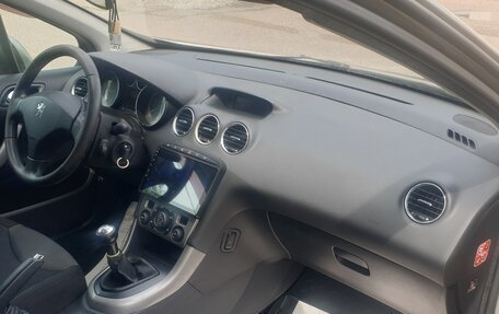 Peugeot 308 II, 2010 год, 330 000 рублей, 2 фотография