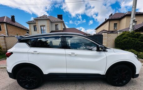 Geely Coolray I, 2022 год, 1 890 000 рублей, 7 фотография