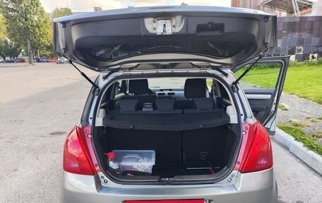 Suzuki Swift III, 2005 год, 450 000 рублей, 13 фотография