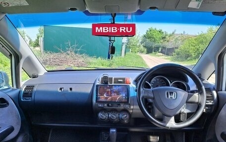 Honda Fit III, 2002 год, 470 000 рублей, 8 фотография
