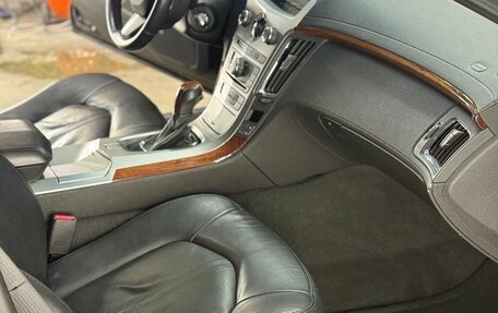 Cadillac CTS II, 2011 год, 1 900 000 рублей, 2 фотография