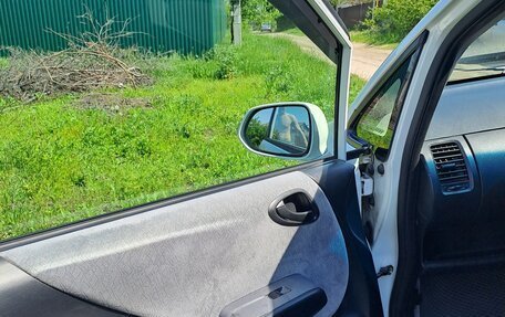 Honda Fit III, 2002 год, 470 000 рублей, 14 фотография