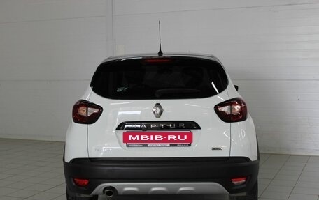 Renault Kaptur I рестайлинг, 2018 год, 1 650 000 рублей, 9 фотография
