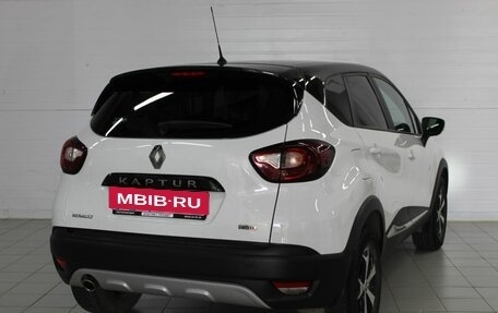 Renault Kaptur I рестайлинг, 2018 год, 1 650 000 рублей, 8 фотография