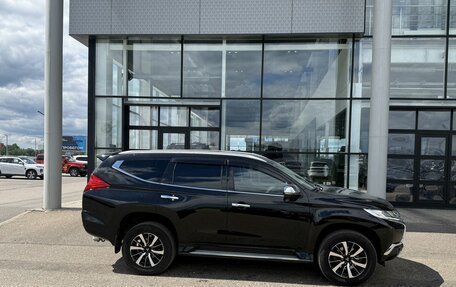 Mitsubishi Pajero Sport III рестайлинг, 2016 год, 2 700 000 рублей, 5 фотография