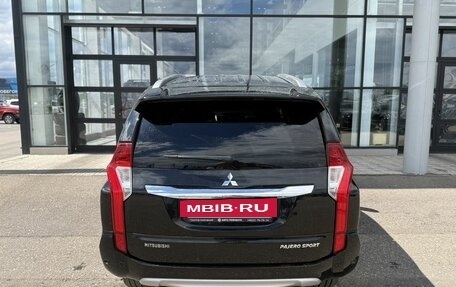 Mitsubishi Pajero Sport III рестайлинг, 2016 год, 2 700 000 рублей, 3 фотография