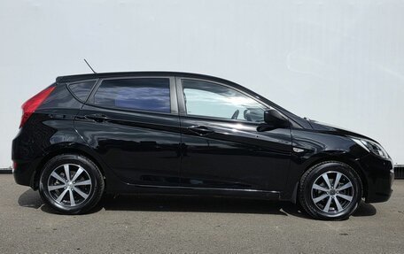 Hyundai Solaris II рестайлинг, 2013 год, 750 000 рублей, 4 фотография