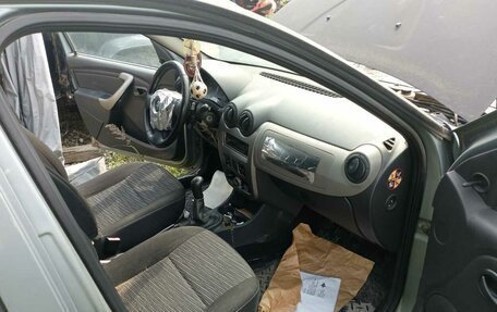 Renault Sandero I, 2010 год, 176 000 рублей, 4 фотография