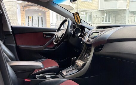 Hyundai Elantra V, 2012 год, 1 000 000 рублей, 9 фотография