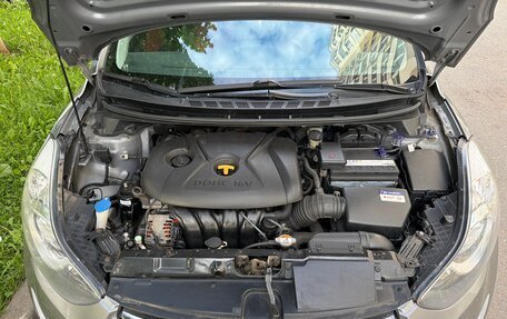 Hyundai Elantra V, 2012 год, 1 000 000 рублей, 12 фотография