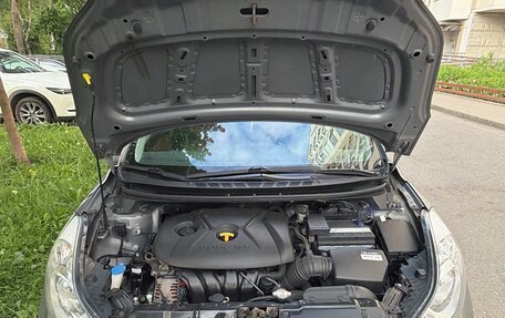 Hyundai Elantra V, 2012 год, 1 000 000 рублей, 13 фотография