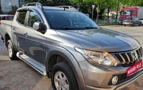Mitsubishi L200 IV рестайлинг, 2017 год, 2 490 000 рублей, 5 фотография