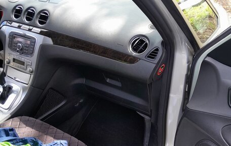 Ford Galaxy II, 2009 год, 950 000 рублей, 16 фотография