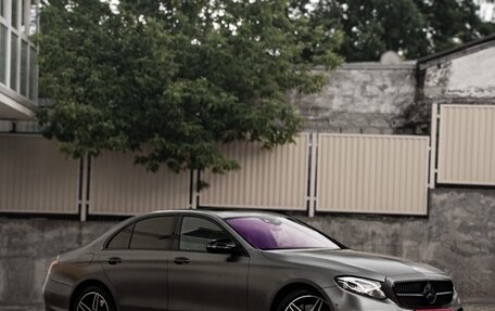 Mercedes-Benz E-Класс, 2017 год, 4 200 000 рублей, 1 фотография