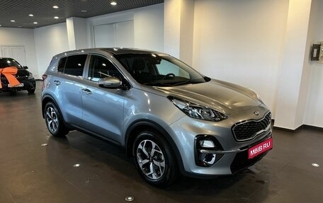 KIA Sportage IV рестайлинг, 2020 год, 2 985 000 рублей, 1 фотография