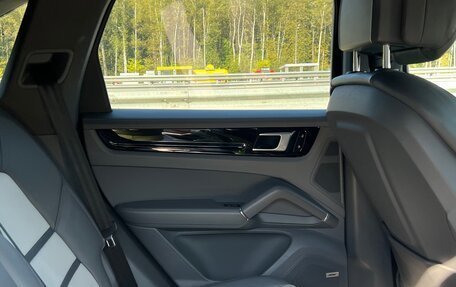 Porsche Cayenne III, 2019 год, 7 195 000 рублей, 13 фотография