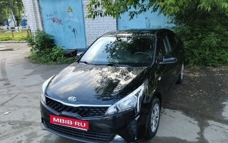 KIA Rio IV, 2021 год, 1 800 000 рублей, 9 фотография