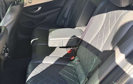 Mercedes-Benz E-Класс, 2017 год, 4 200 000 рублей, 8 фотография
