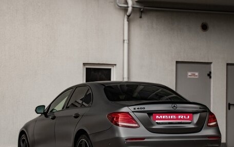 Mercedes-Benz E-Класс, 2017 год, 4 200 000 рублей, 4 фотография