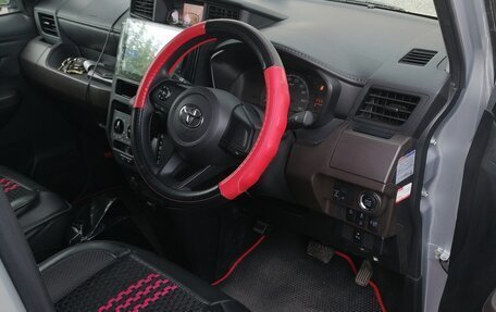 Toyota Roomy I, 2022 год, 1 380 000 рублей, 7 фотография