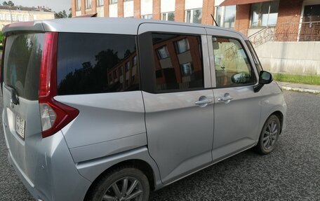 Toyota Roomy I, 2022 год, 1 380 000 рублей, 3 фотография