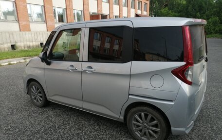 Toyota Roomy I, 2022 год, 1 380 000 рублей, 5 фотография