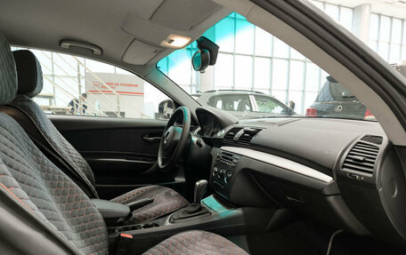 BMW 1 серия, 2011 год, 899 000 рублей, 15 фотография