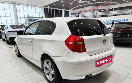 BMW 1 серия, 2011 год, 899 000 рублей, 11 фотография