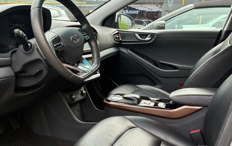 Hyundai IONIQ, 2017 год, 1 350 000 рублей, 14 фотография