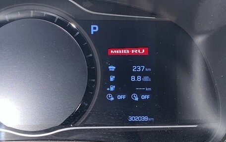 Hyundai IONIQ, 2017 год, 1 350 000 рублей, 21 фотография