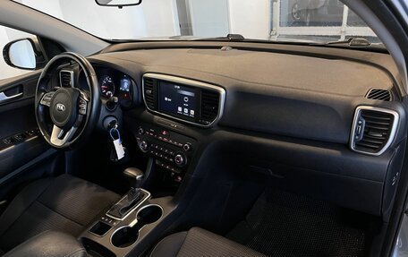 KIA Sportage IV рестайлинг, 2020 год, 2 985 000 рублей, 12 фотография