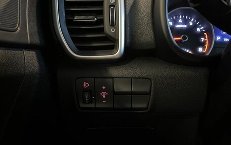 KIA Sportage IV рестайлинг, 2020 год, 2 985 000 рублей, 32 фотография