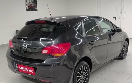 Opel Astra J, 2012 год, 810 000 рублей, 5 фотография