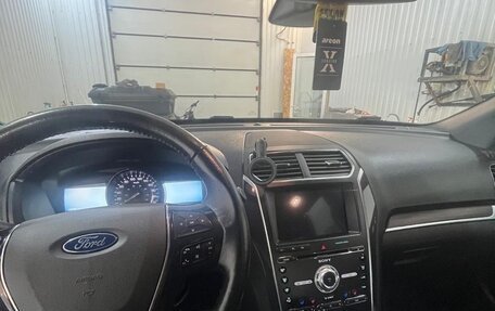 Ford Explorer VI, 2018 год, 3 000 000 рублей, 3 фотография