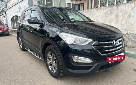Hyundai Santa Fe III рестайлинг, 2013 год, 1 590 000 рублей, 2 фотография