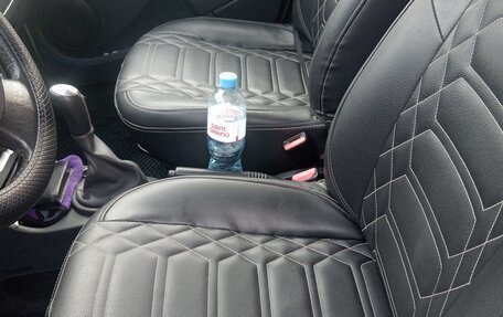 Renault Sandero I, 2013 год, 800 000 рублей, 11 фотография